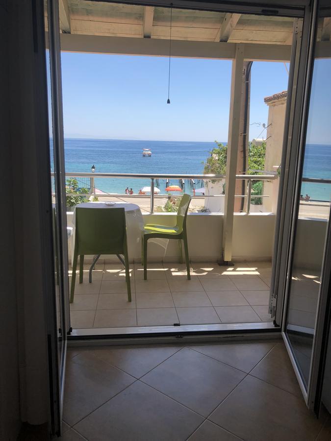 Casa Del Mar Hotell Himare Eksteriør bilde